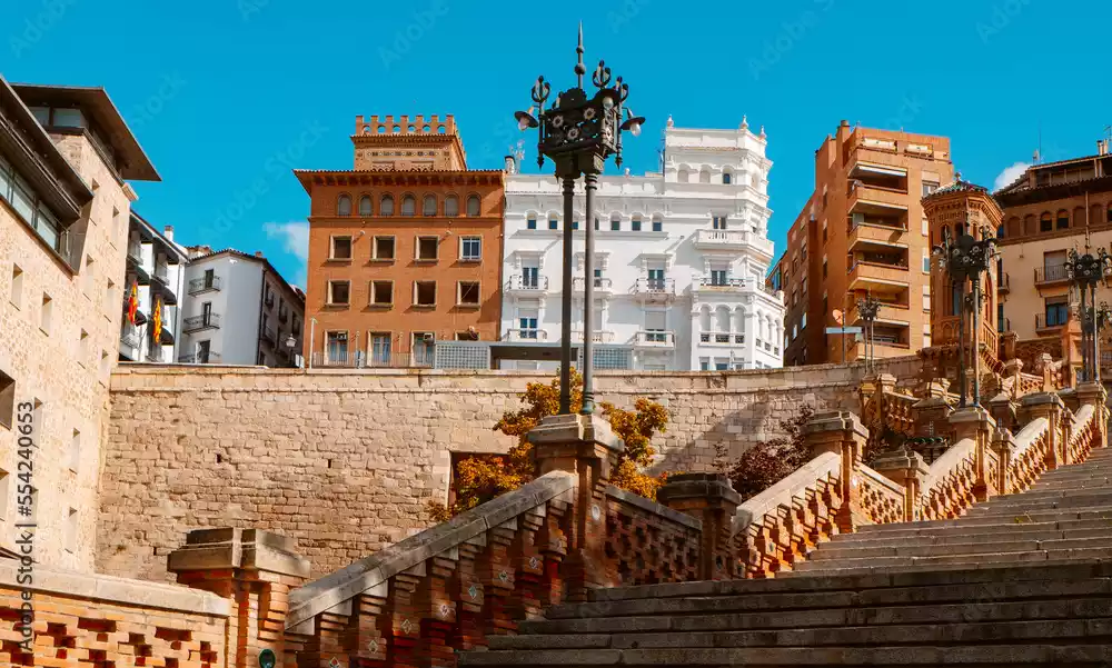 Escalinata de Teruel Apartamentoscella.es (4)